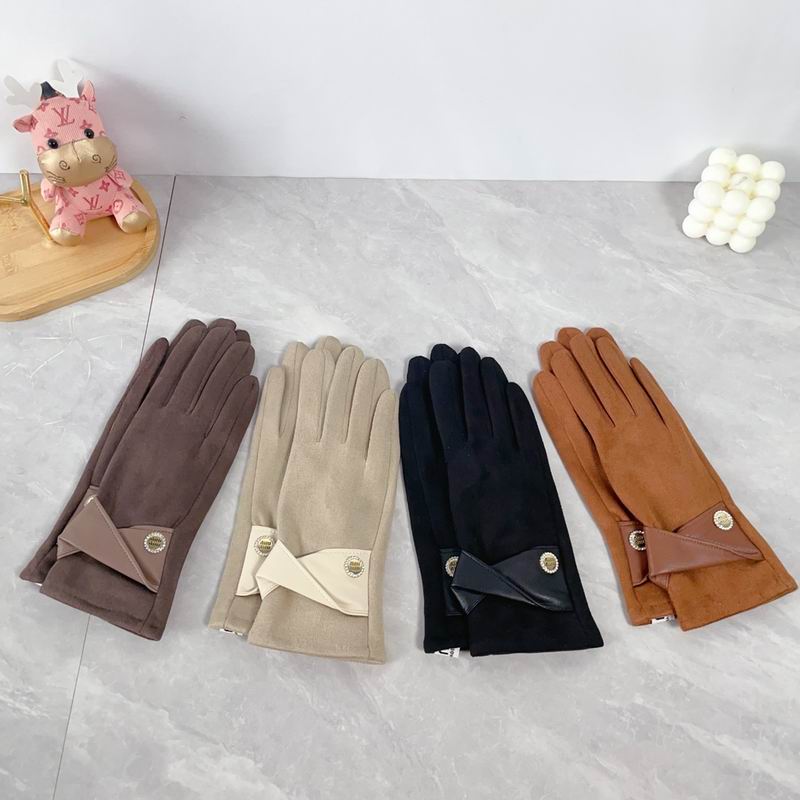 Miumiu Gloves dx02